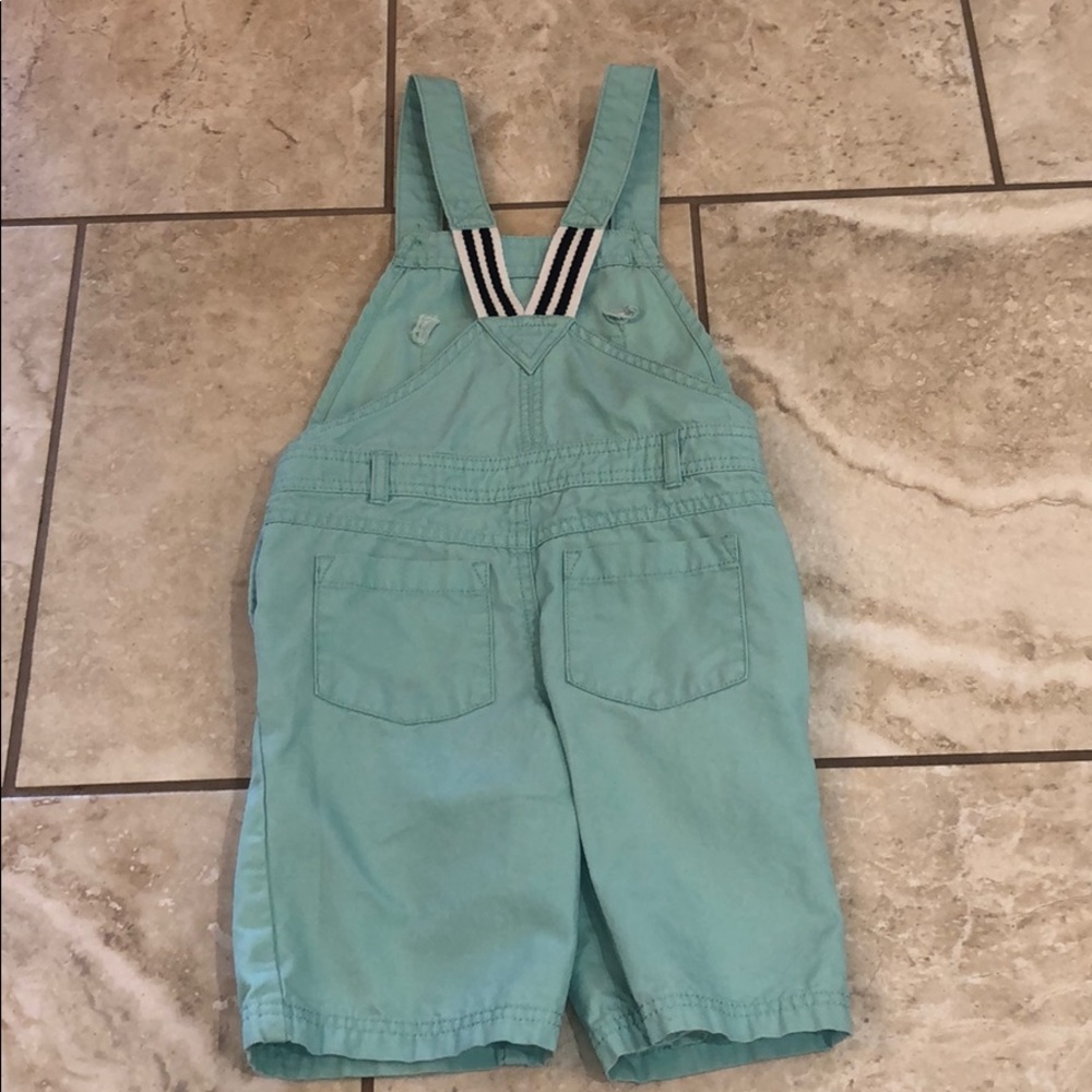 Oshkosh short overalls - Picture 4 of 4